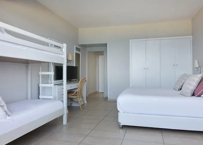 Atlantica Princess Hotel
