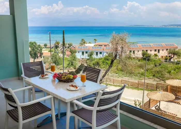Robolla Beach Aparthotel