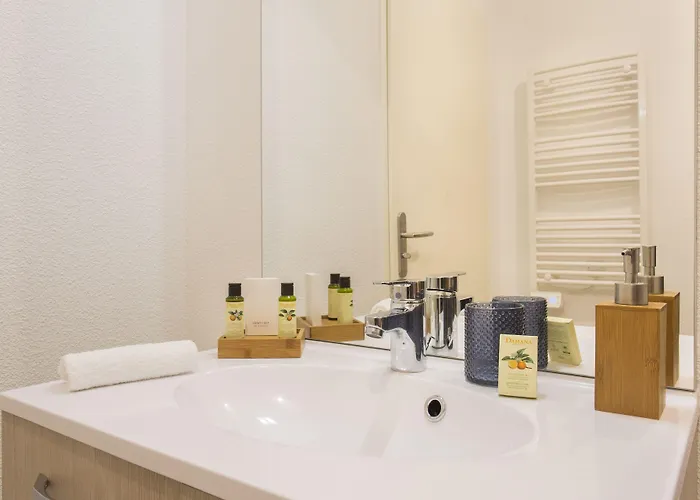 Zenao Appart'Hotels Villeneuve-Les-Avignon