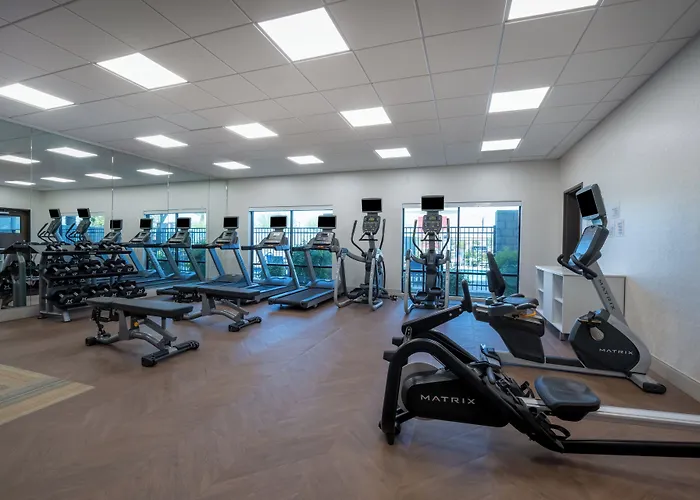 Holiday Inn Express & Suites - Gilbert - Mesa Gateway Airport