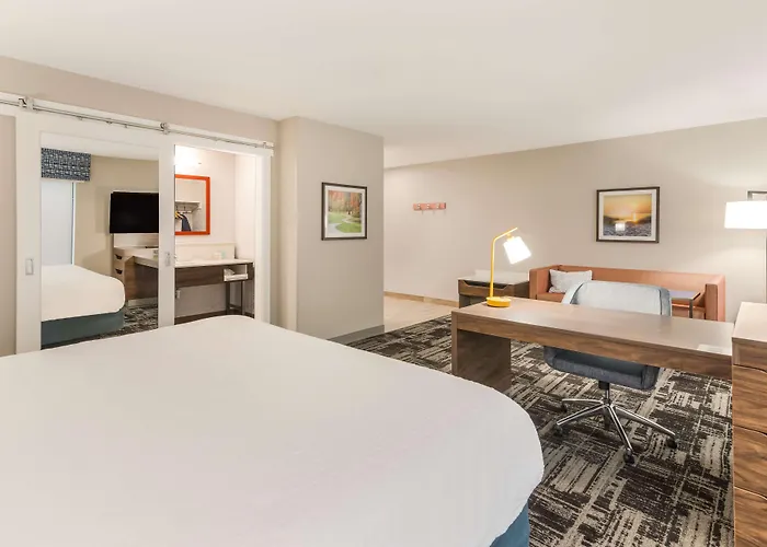 Hampton Inn & Suites Benton Harbor, Mi