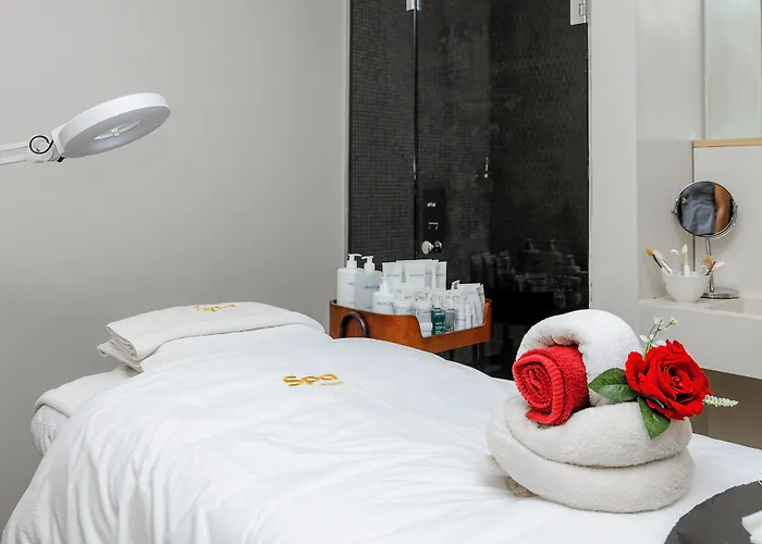 Noom Hotel Abidjan Plateau