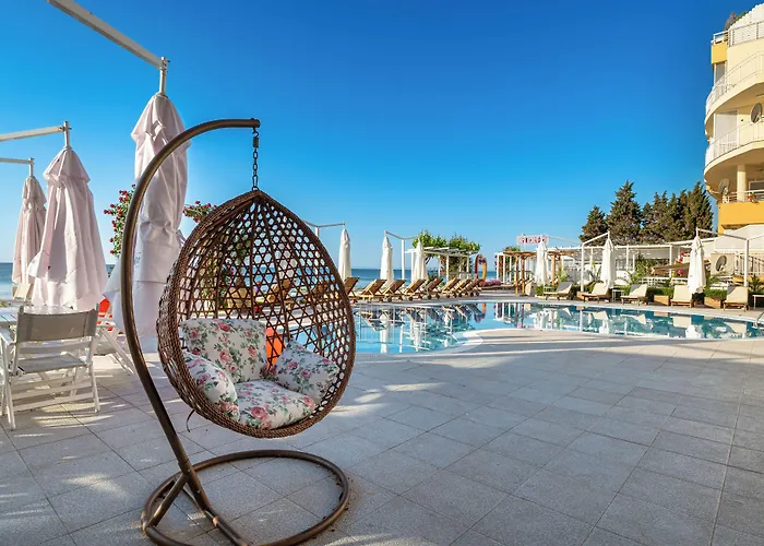 Aphrodite Beach Hotel