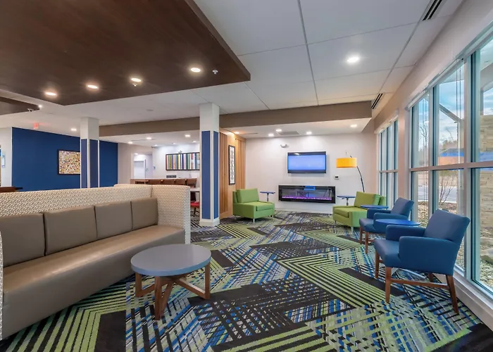 Holiday Inn Express & Suites - Marion By Ihg