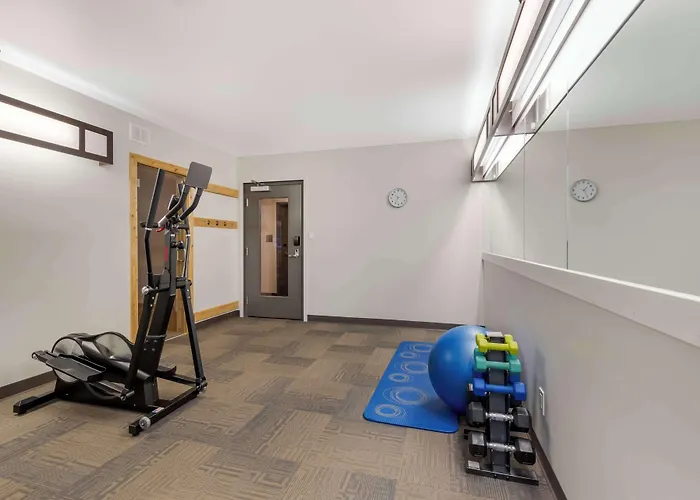 Villa Inn & Suites - Surestay Collection By Best Western