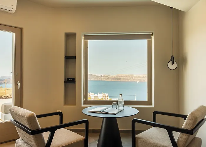 Black Diamond Suites (Adults Only)