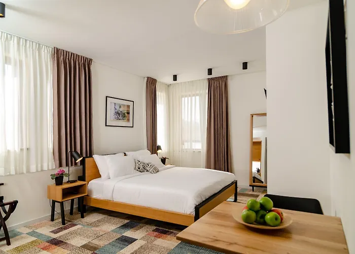 Biazi Hotel