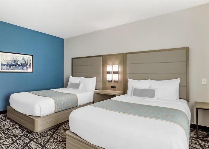 Best Western Plus Mid County