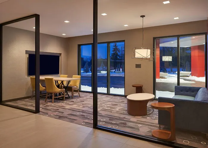 Towneplace Suites By Marriott Oshawa