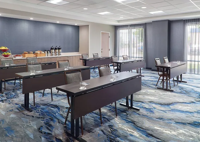 Fairfield Inn & Suites By Marriott Athens-University Area