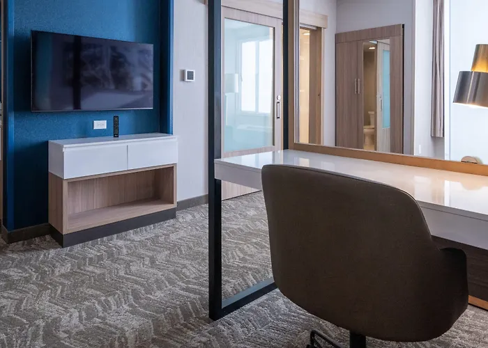 Springhill Suites By Marriott Woodbridge