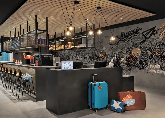Moxy Lyon Airport