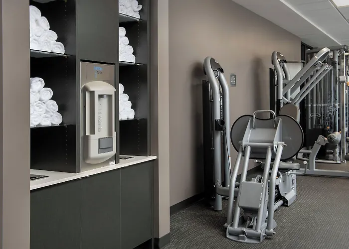 Courtyard By Marriott Portland East