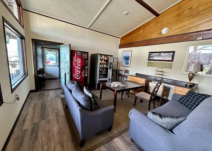 Alaska Angler'S Inn