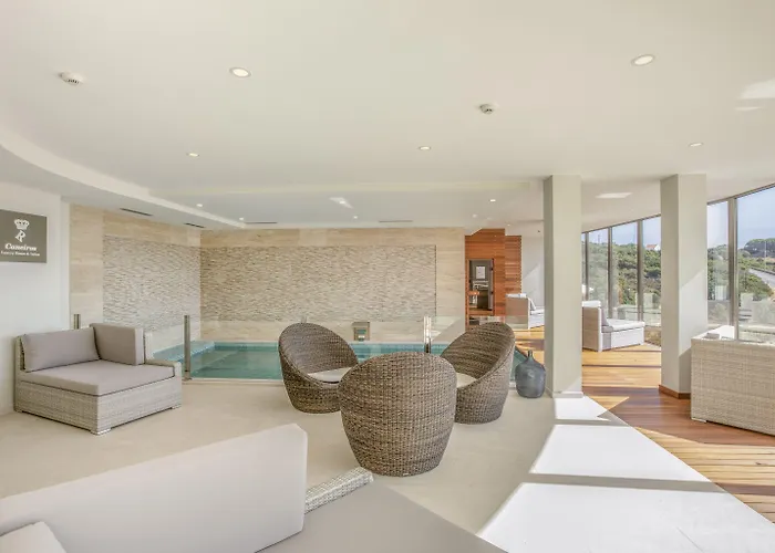 Caneiros Luxury House & Suites