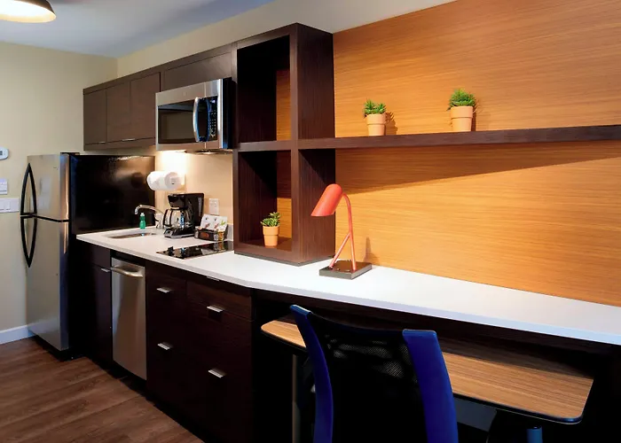 Towneplace Suites By Marriott Grand Rapids Airport
