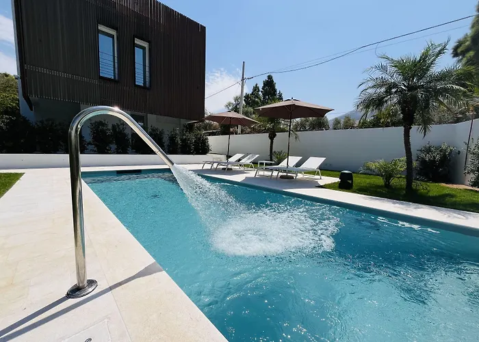 Marina Boutique Rooms