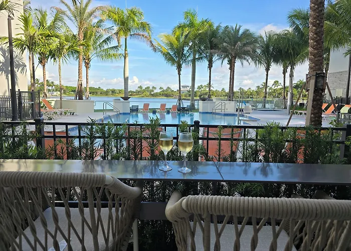 Hampton Inn&Suites Naples South
