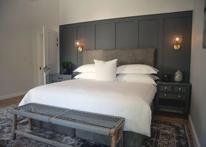 The Grand Hotel Robertson