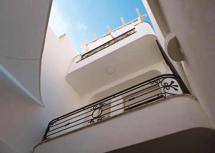 ALBERGO DIFFUSO Dimora Rossi Charme B&B