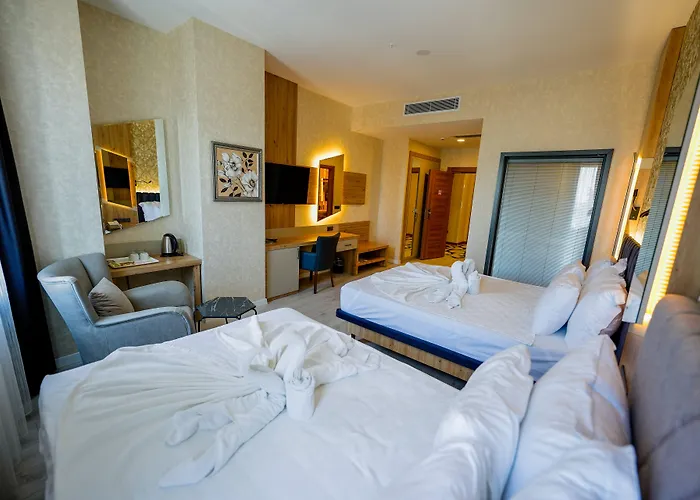 Isnova Hotel Airport
