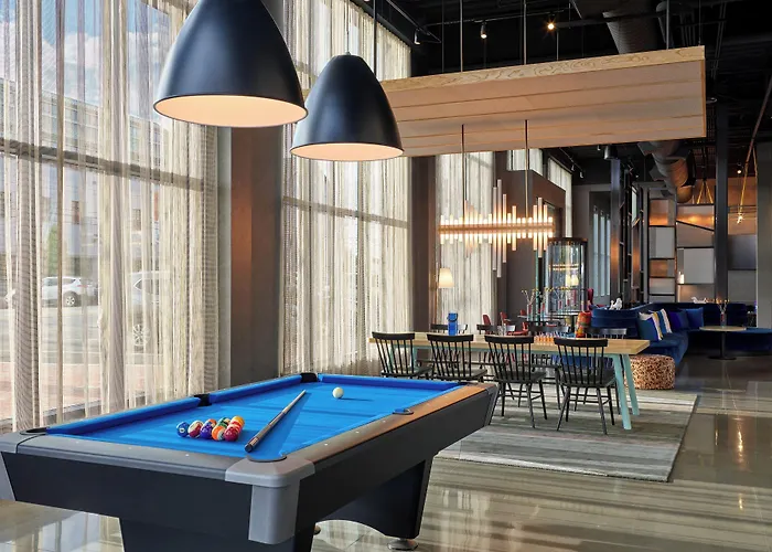 Aloft By Marriott Portland Downtown Waterfront Me