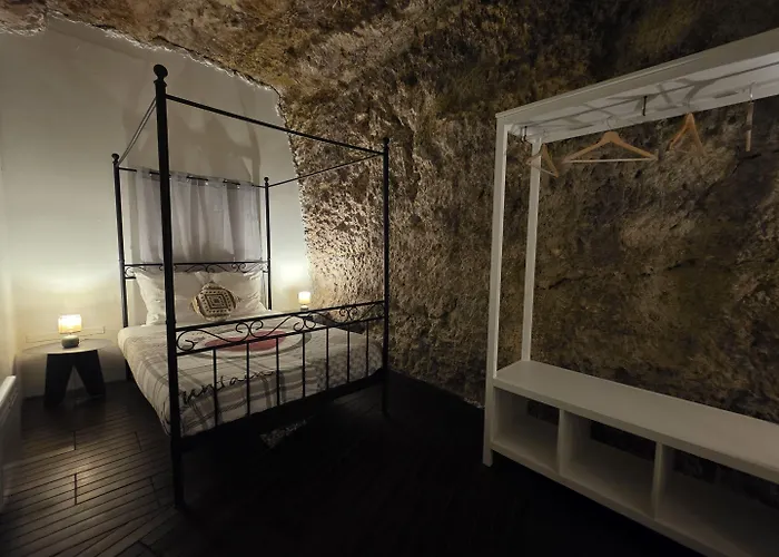Chambres D'Hotes Troglodytes Le Clos De L'Hermitage