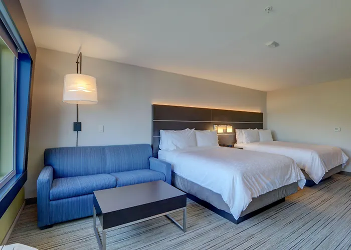 Holiday Inn Express & Suites - Auburn Downtown By Ihg
