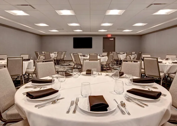 Embassy Suites By Hilton Rockford Riverfront