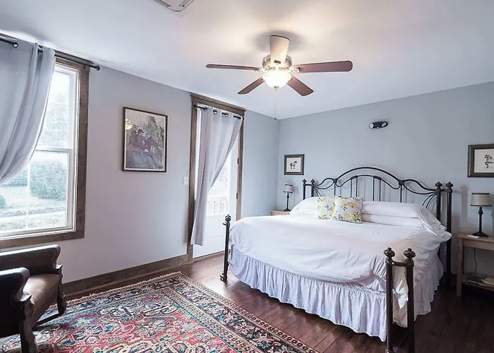 Light Horse Inn
