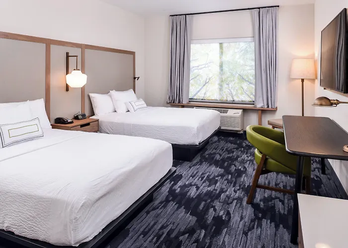Fairfield Inn & Suites By Marriott Staunton