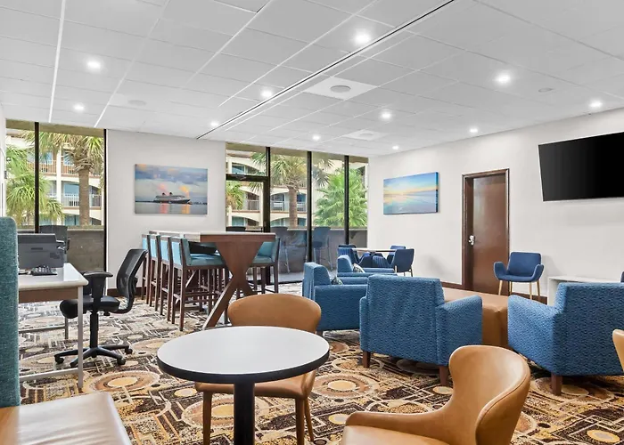 Beachfront Palms Resort Galveston, An Ascend Collection Hotel