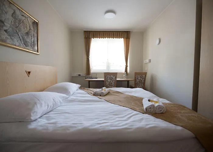 S Hotel - Simple City Centre Stay