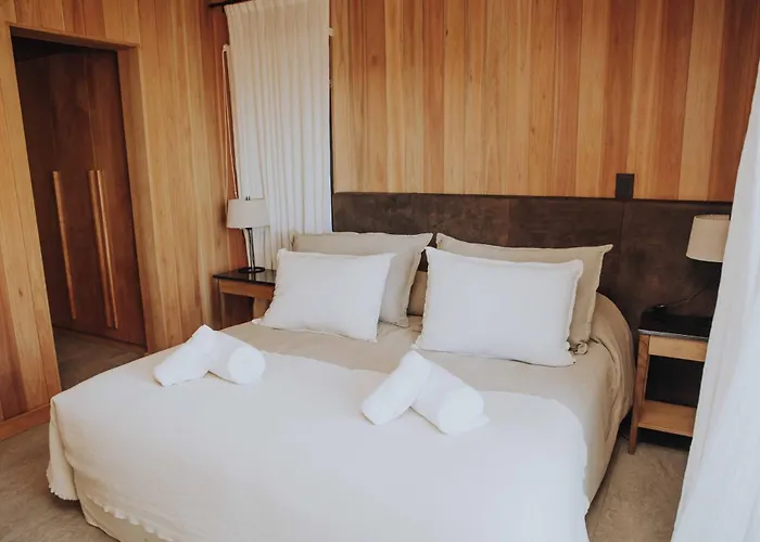 El Refugio Ski & Summer Lodge