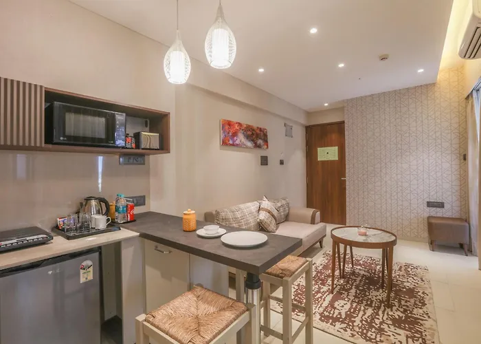 Ar Suites Jewels Royale - Koregaon Park Nx