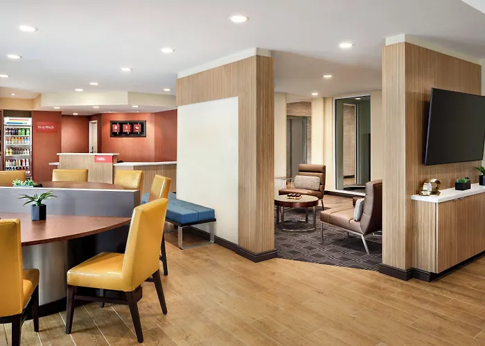 Towneplace Suites By Marriott Milwaukee Grafton