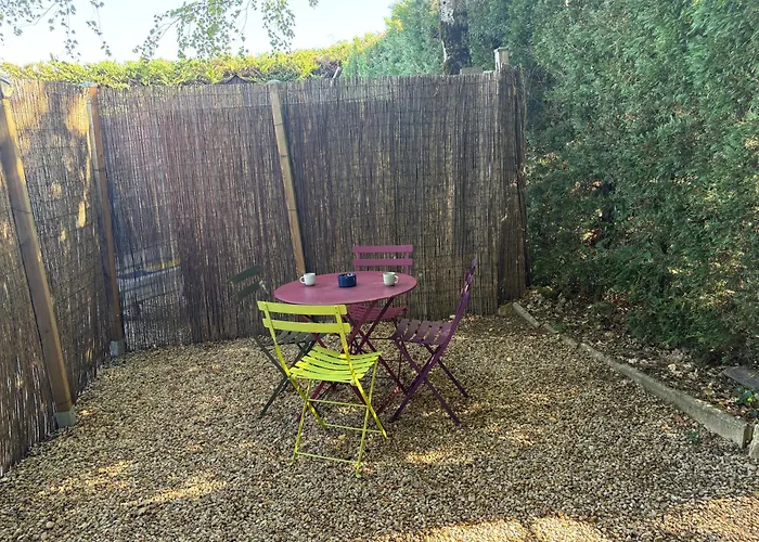 Roulotte Authentique Aux Portes Du Beaujolais Climatisee Avec Terrasse Privative & Borne De Recharge
