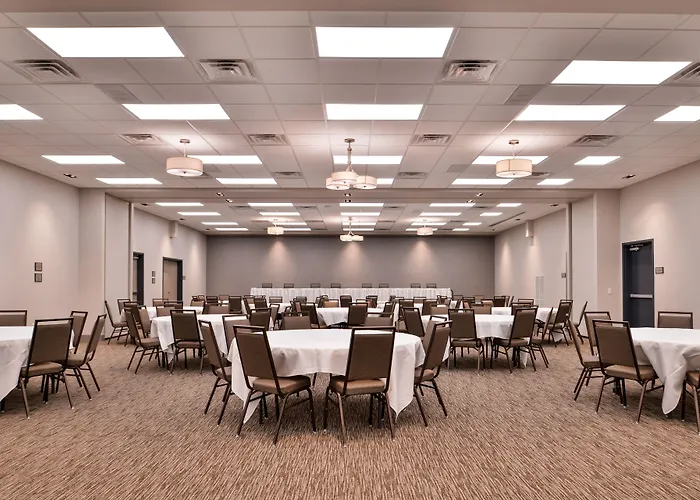 Country Inn & Suites By Radisson, Ft Atkinson, Wi
