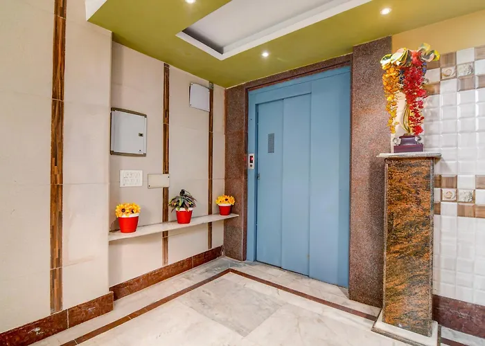 Collection O Nscb International Airport Formerly Raj Guest House
