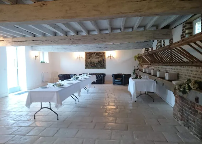 Chateau Des Roises