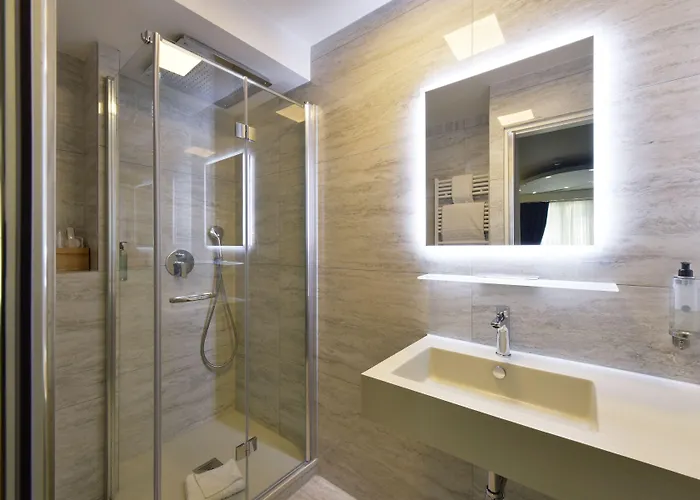 Hotel Rousseau