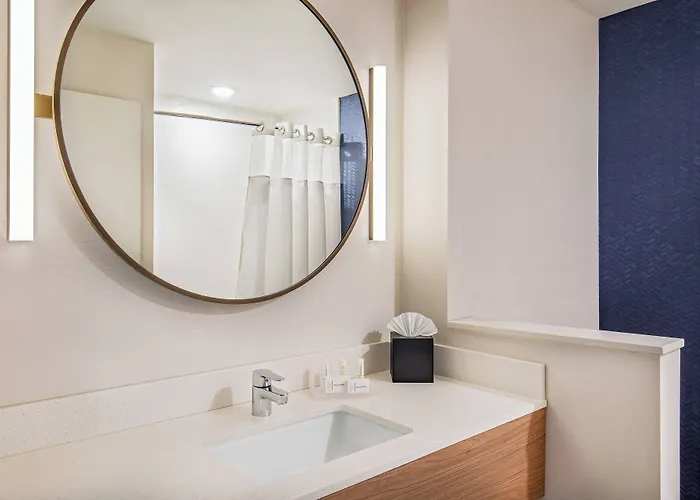 Fairfield Inn & Suites By Marriott Mcpherson