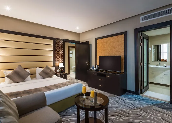 Naviti Warwick Al Khobar
