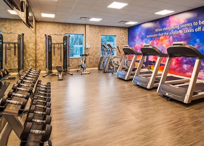 Best Western Plus St. John'S Airport Hotel And Suites