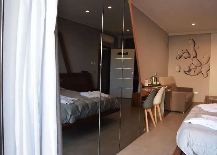 B&B Rakel Home