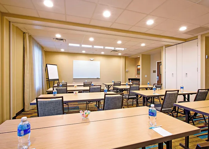 Fairfield Inn & Suites By Marriott Phoenix Tempe/Airport