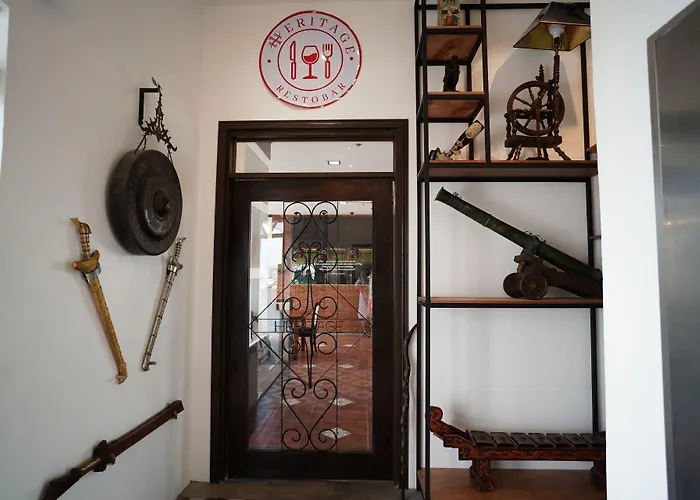 Heroes Hotel
