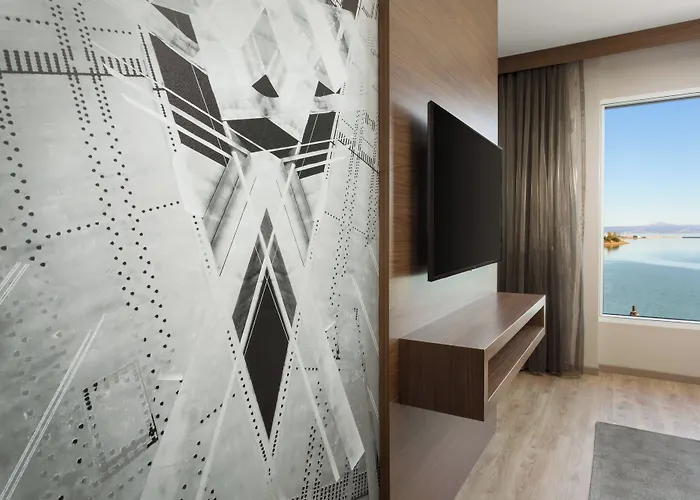 Ac Hotel By Marriott San Francisco Airport/Oyster Point Waterfront