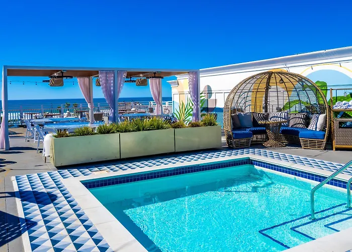 Inn At The Pier Pismo Beach, Curio Collection By Hilton