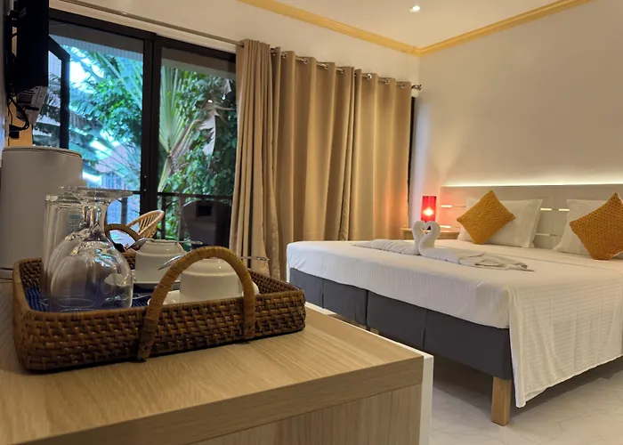 Alona Vida Beach Resort